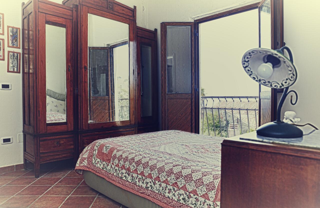 카세르타베키아 La Pietra D'Argento B&B 외부 사진
